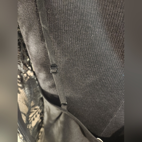 NWT Diane Von Furstenberg Black Dress Size 4 - Picture 8 of 9